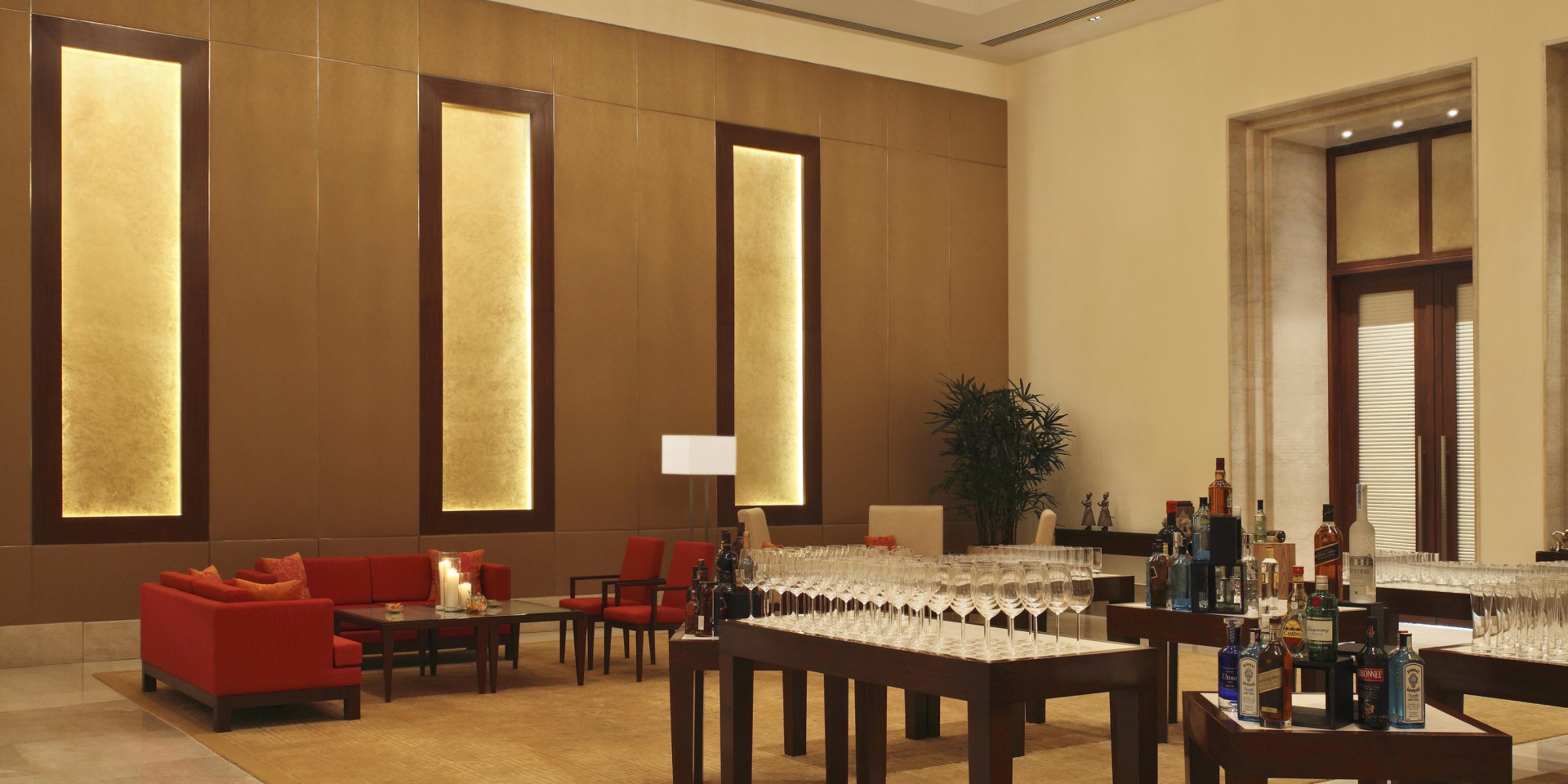 The Oberoi Gurgaon Hotel Exterior photo