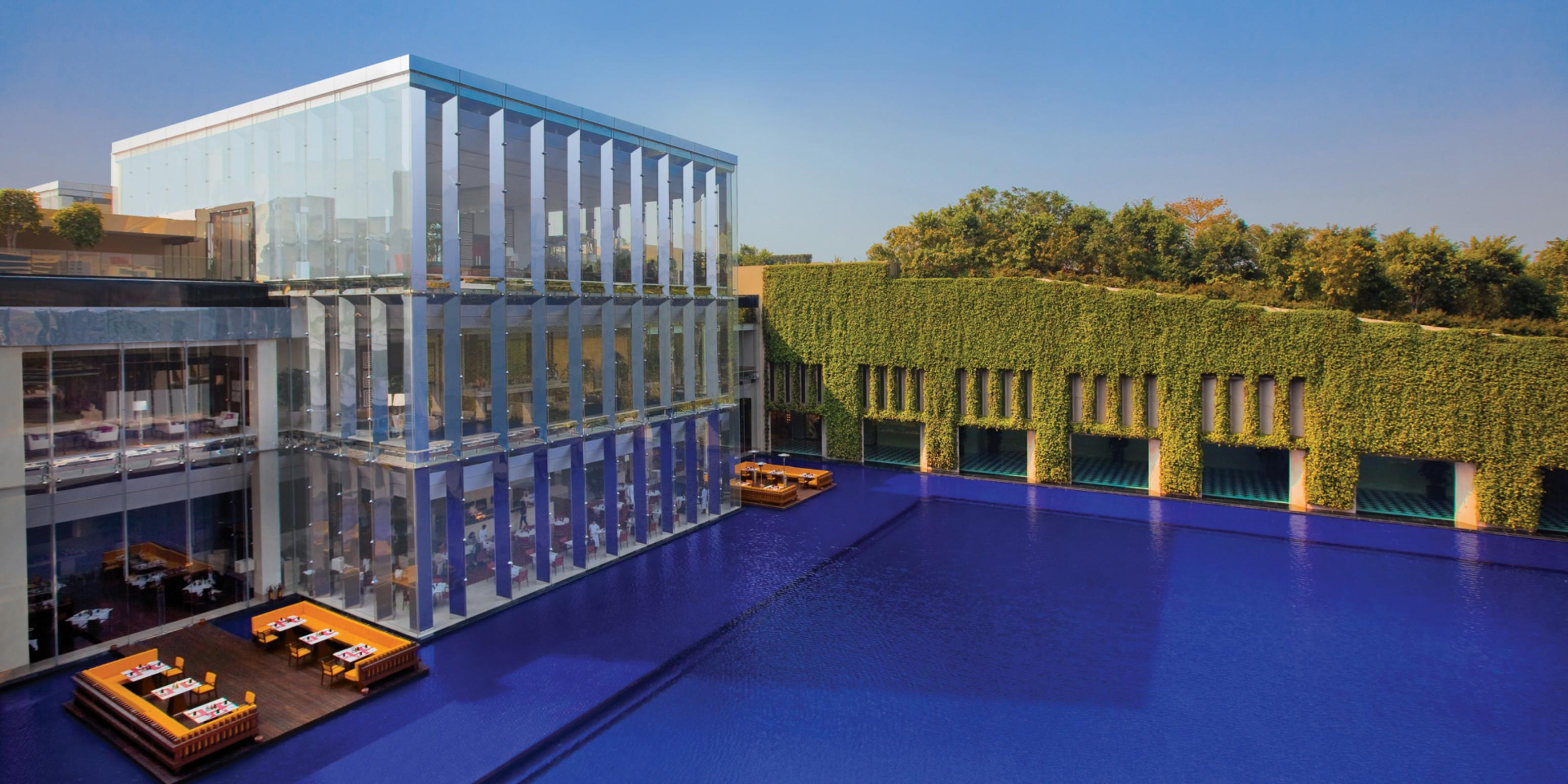 The Oberoi Gurgaon Hotel Exterior photo