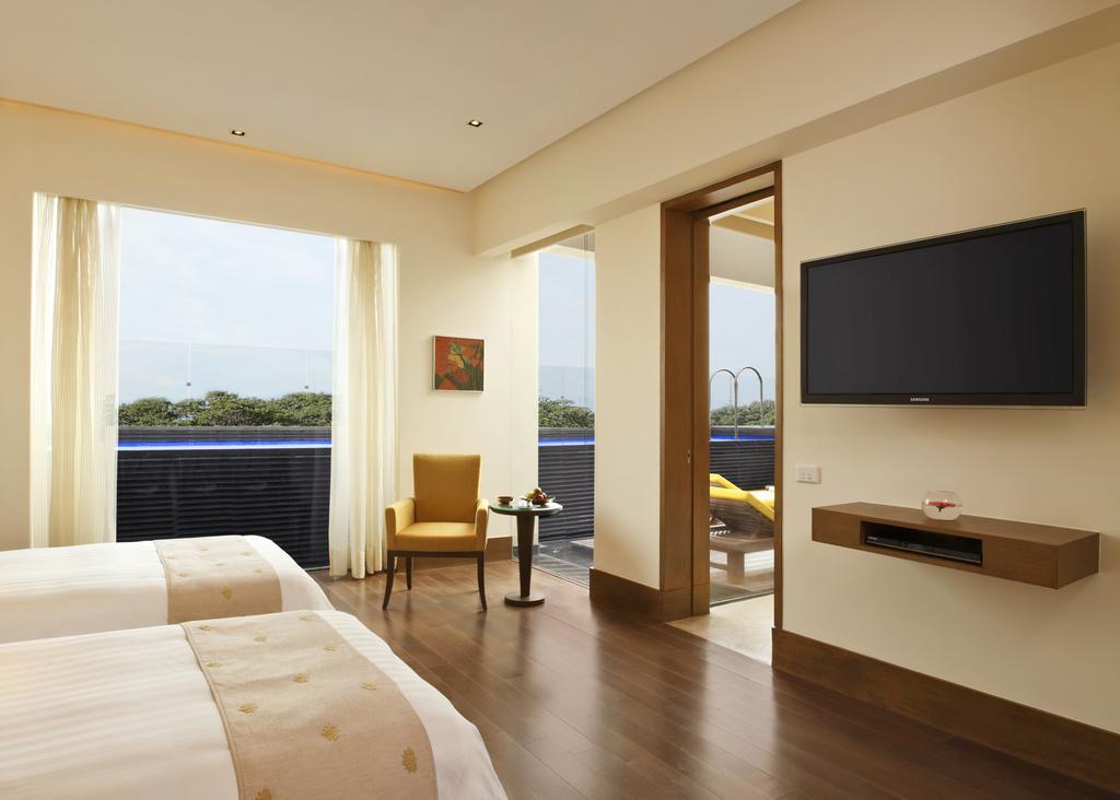The Oberoi Gurgaon Hotel Exterior photo