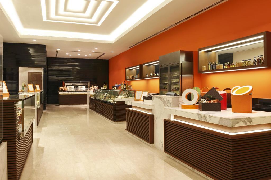 The Oberoi Gurgaon Hotel Exterior photo