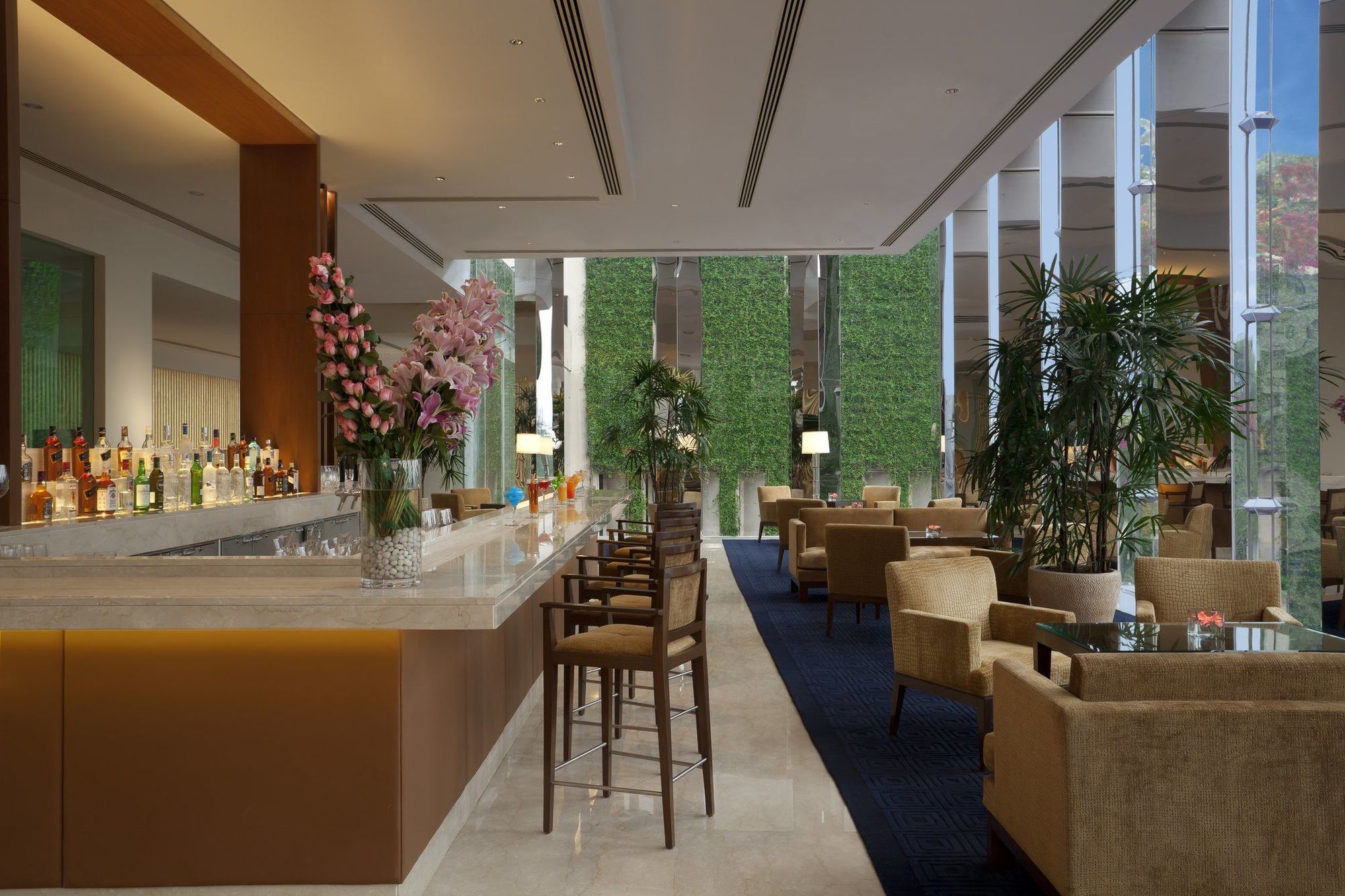 The Oberoi Gurgaon Hotel Exterior photo